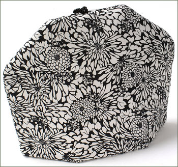 Tea Cozy - Black and Bloom